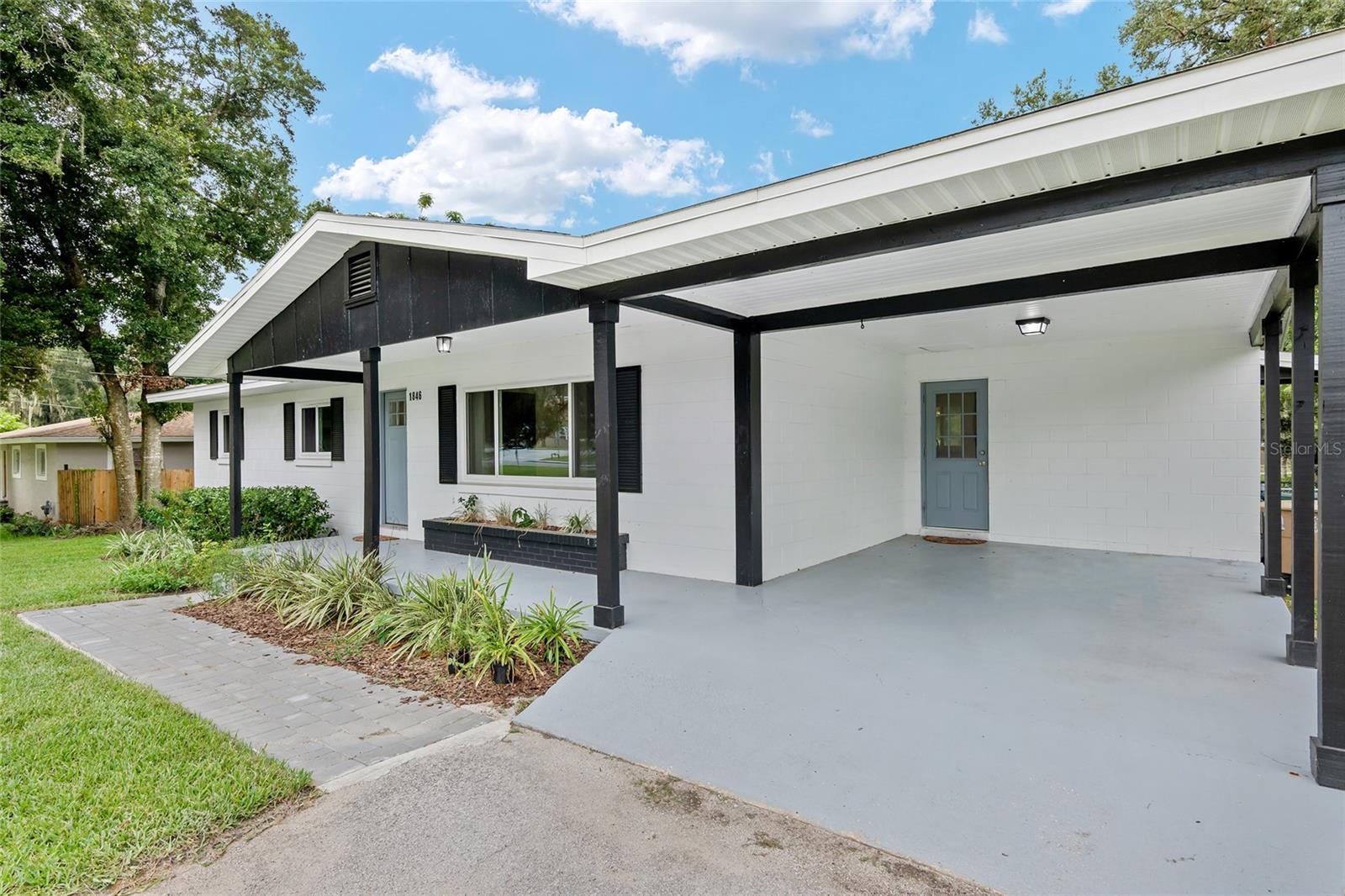 Image 12 of 58 For 1846 Lake Weir Avenue