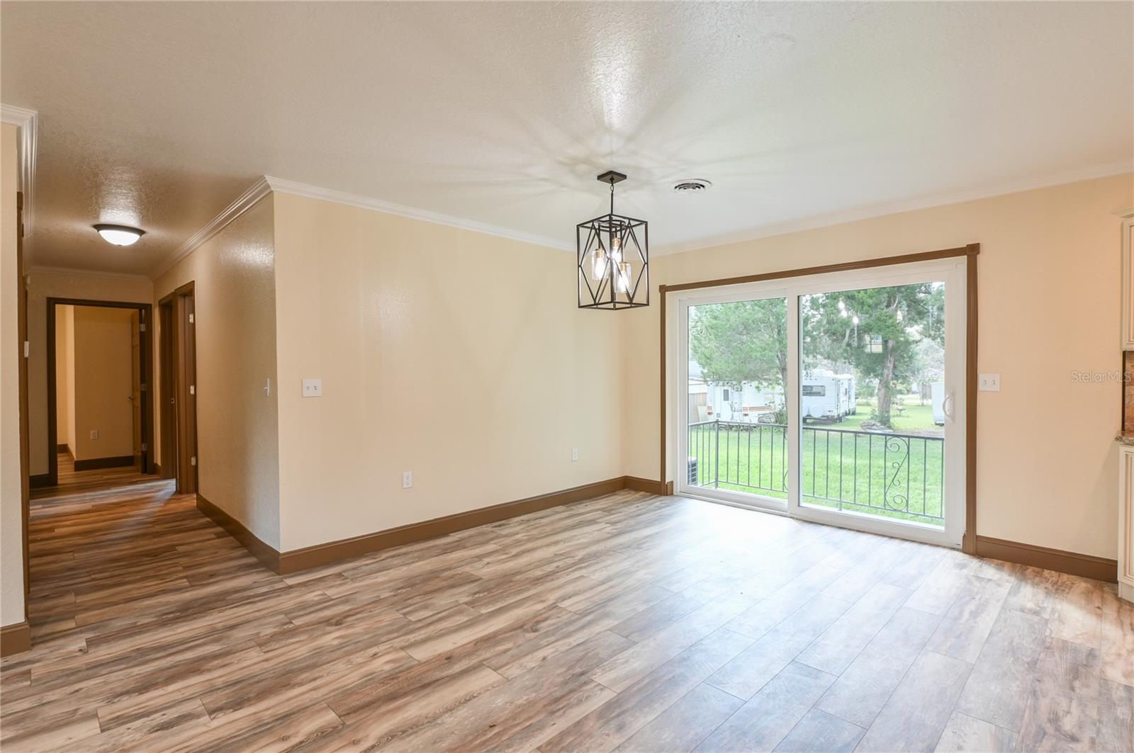 Image 22 of 58 For 1846 Lake Weir Avenue