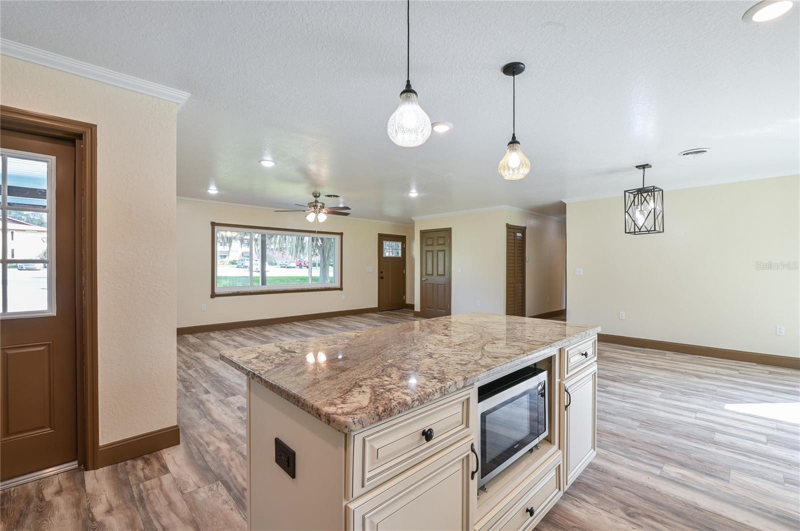 Image 25 of 58 For 1846 Lake Weir Avenue