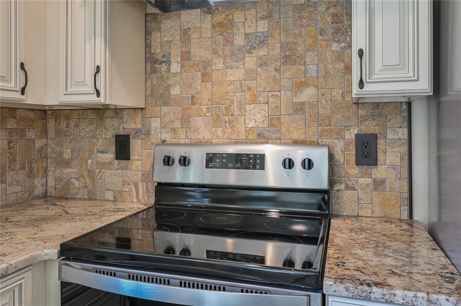 Image 28 of 58 For 1846 Lake Weir Avenue