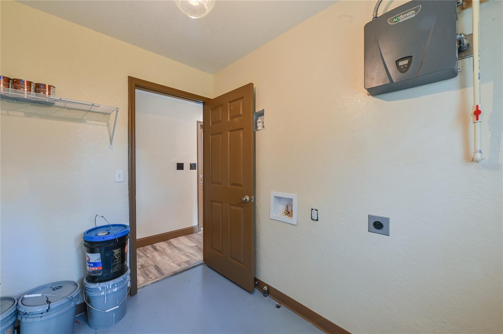 Image 31 of 58 For 1846 Lake Weir Avenue