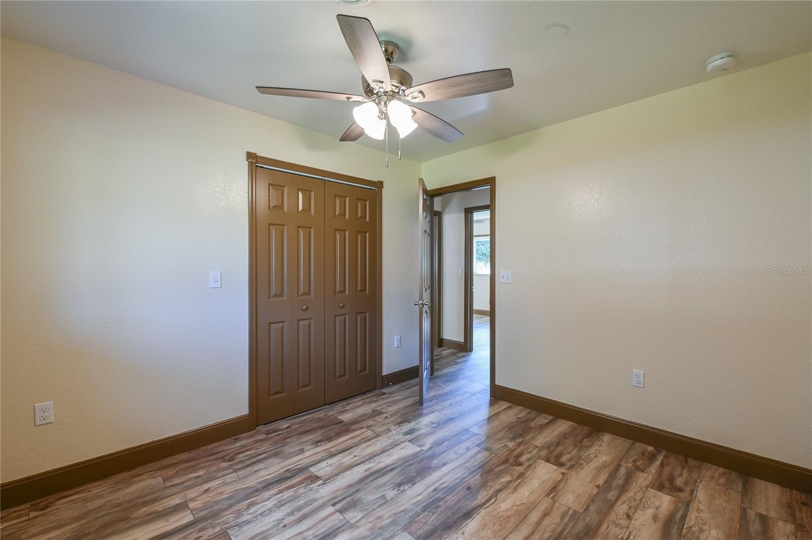 Image 35 of 58 For 1846 Lake Weir Avenue