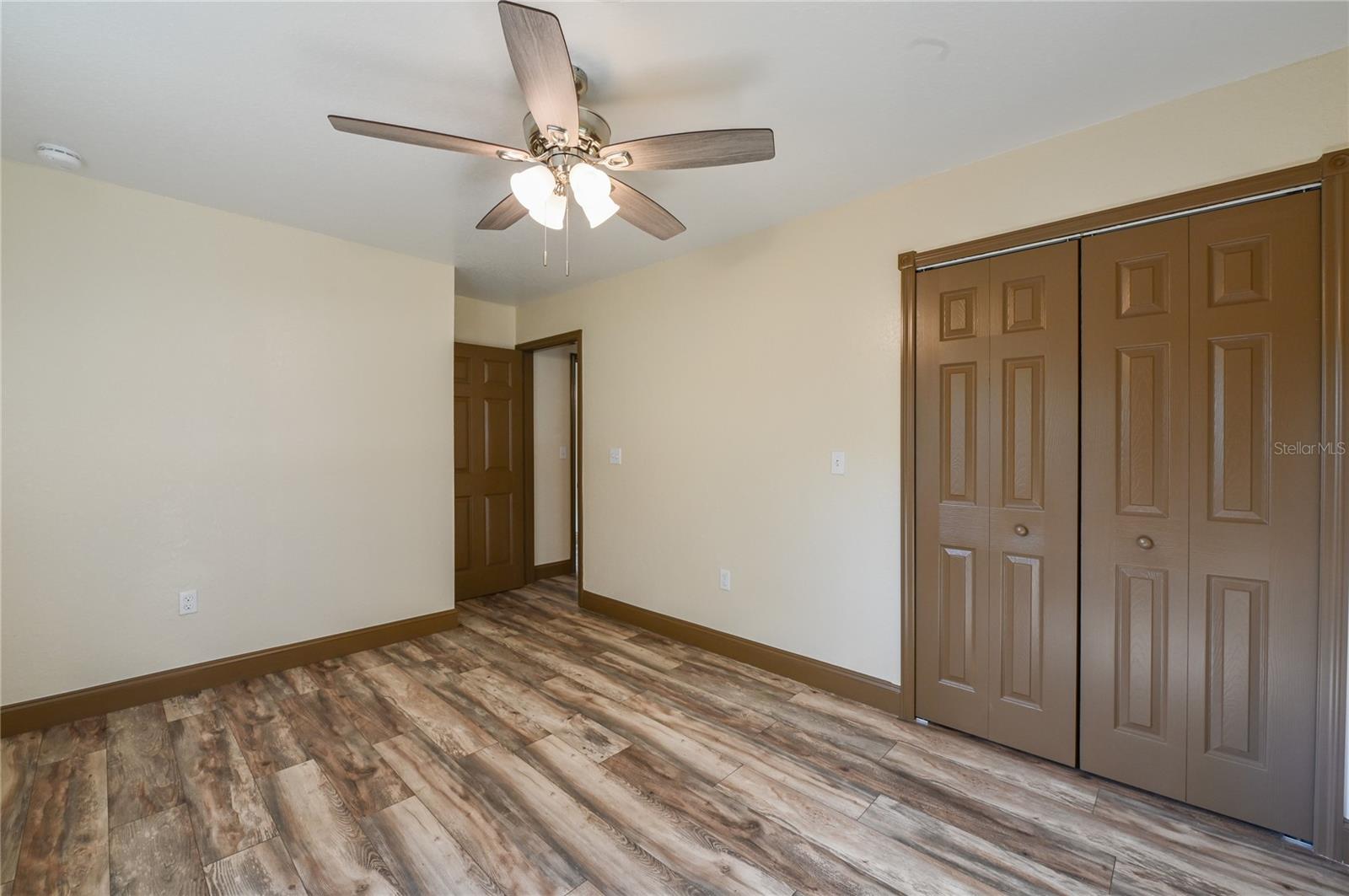 Image 38 of 58 For 1846 Lake Weir Avenue