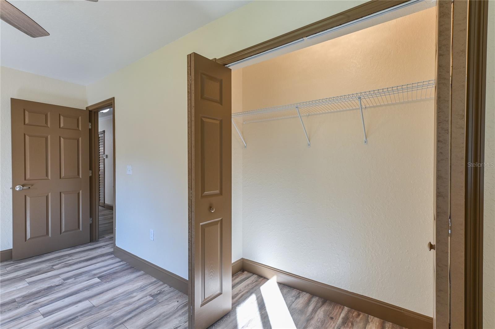 Image 39 of 58 For 1846 Lake Weir Avenue