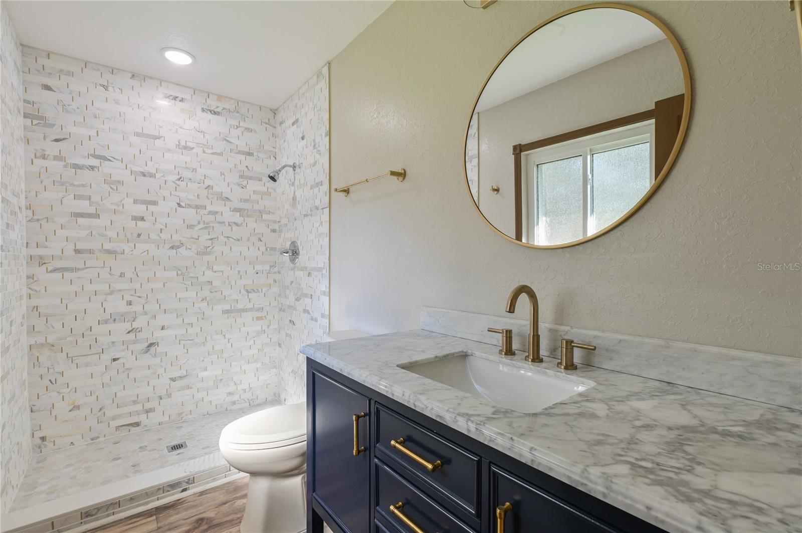 Image 43 of 58 For 1846 Lake Weir Avenue