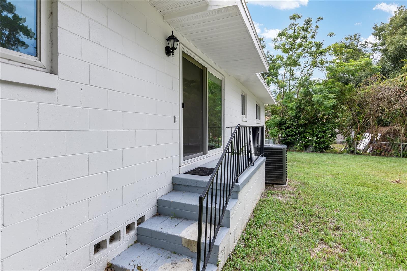 Image 49 of 58 For 1846 Lake Weir Avenue