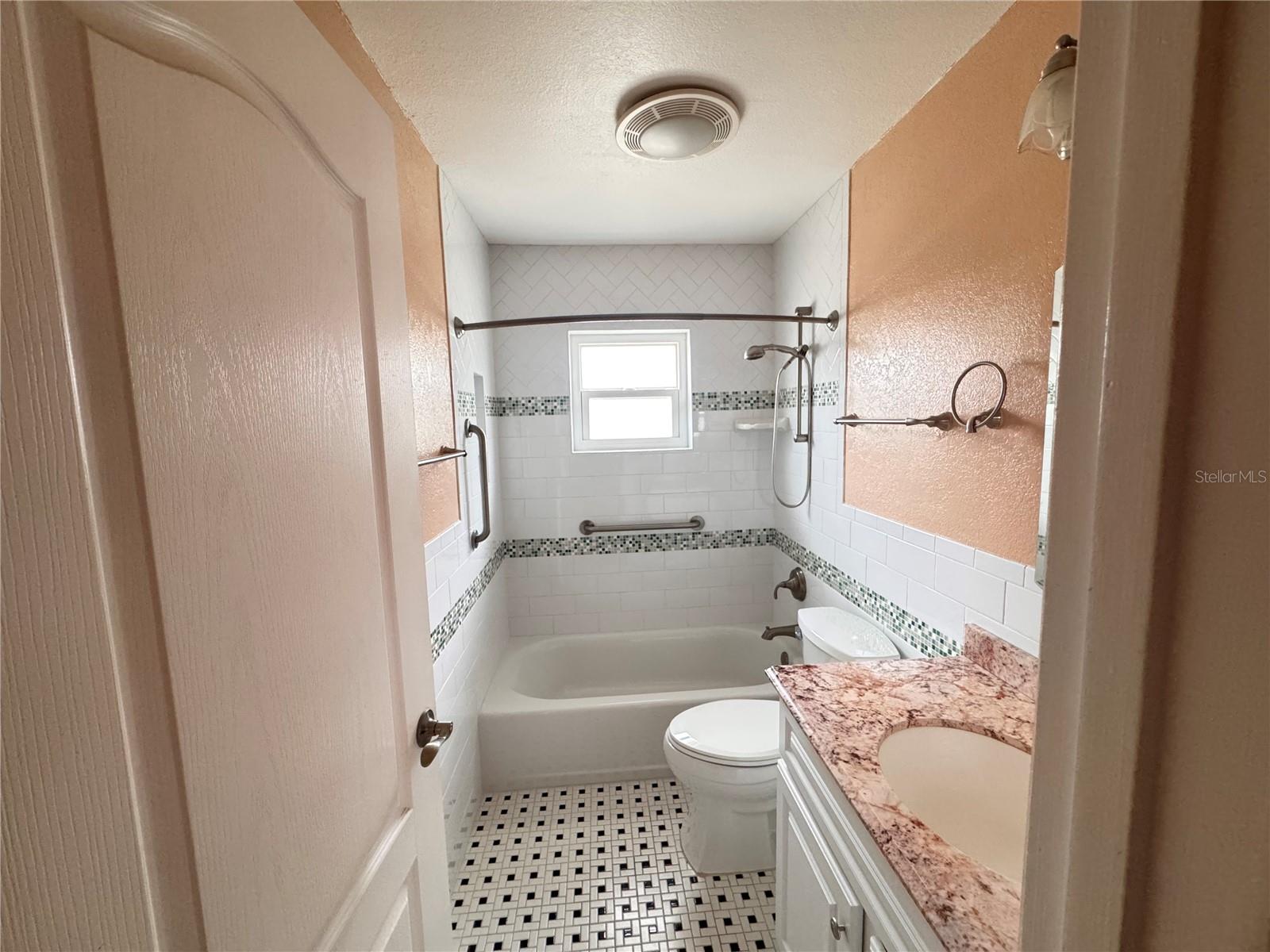 Image 13 of 13 For 1648 Summerdale Drive S