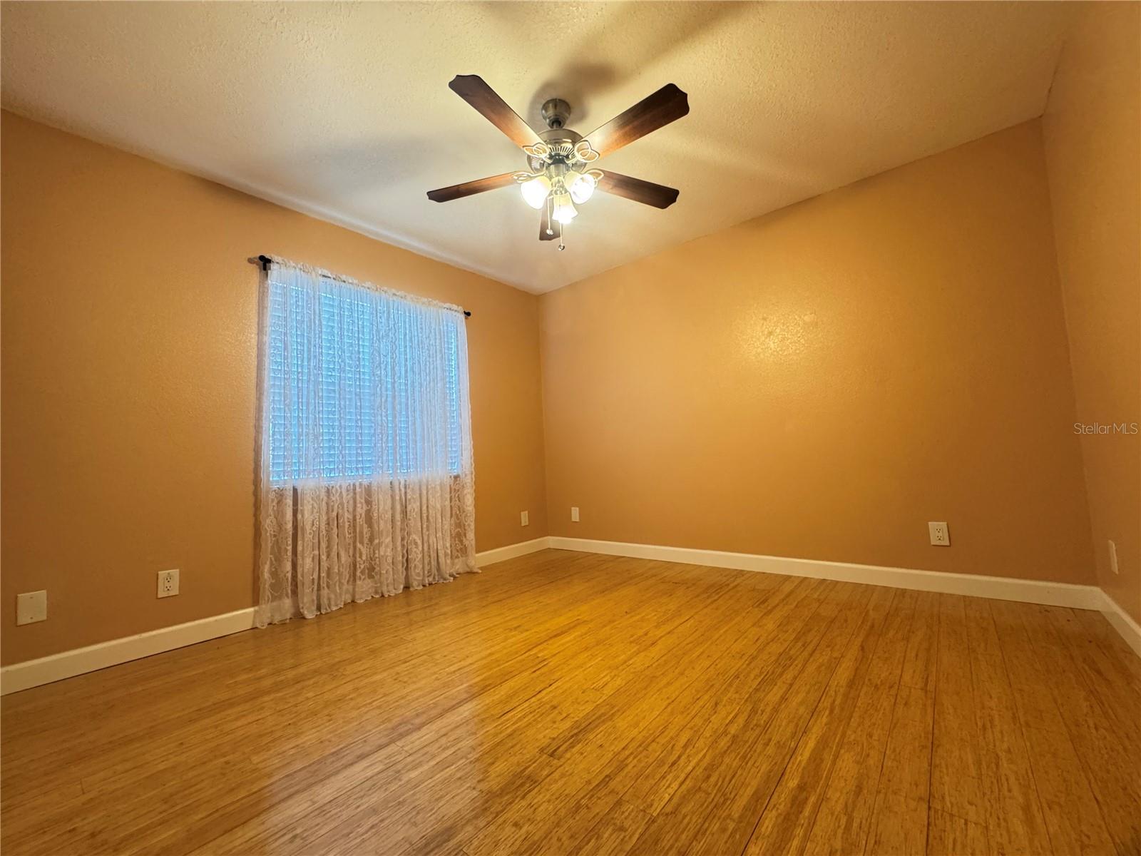 Image 8 of 13 For 1648 Summerdale Drive S