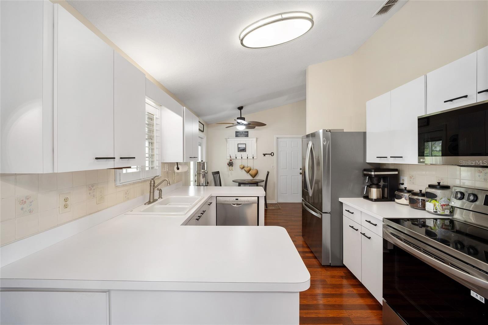 Image 3 of 28 For 4470 32nd Street