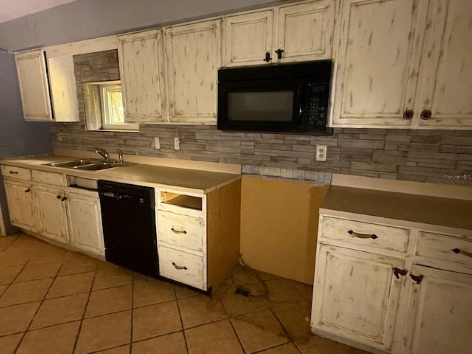 Image 4 of 14 For 4278 131st Lane