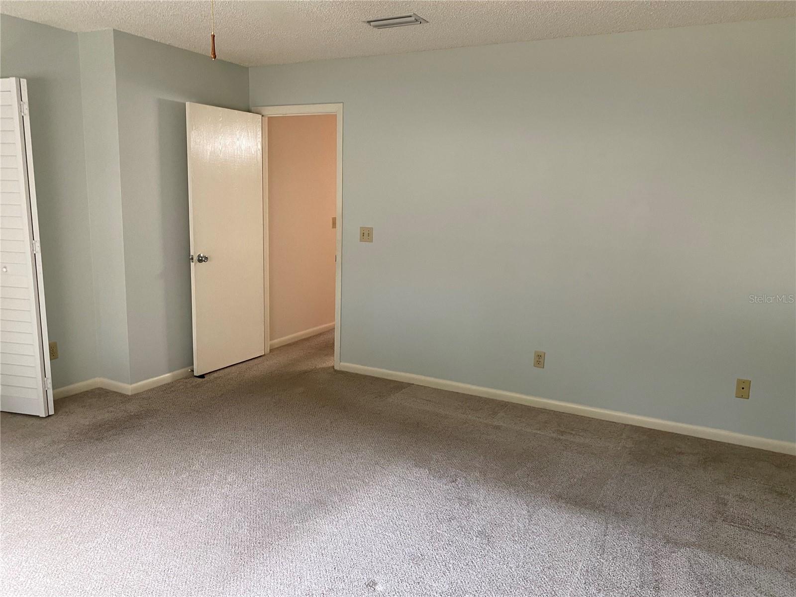 Image 18 of 44 For 8666 92nd Lane C