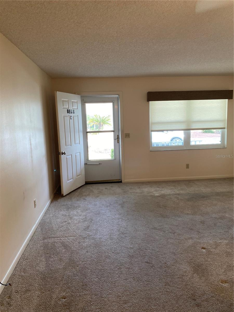 Image 3 of 44 For 8666 92nd Lane C