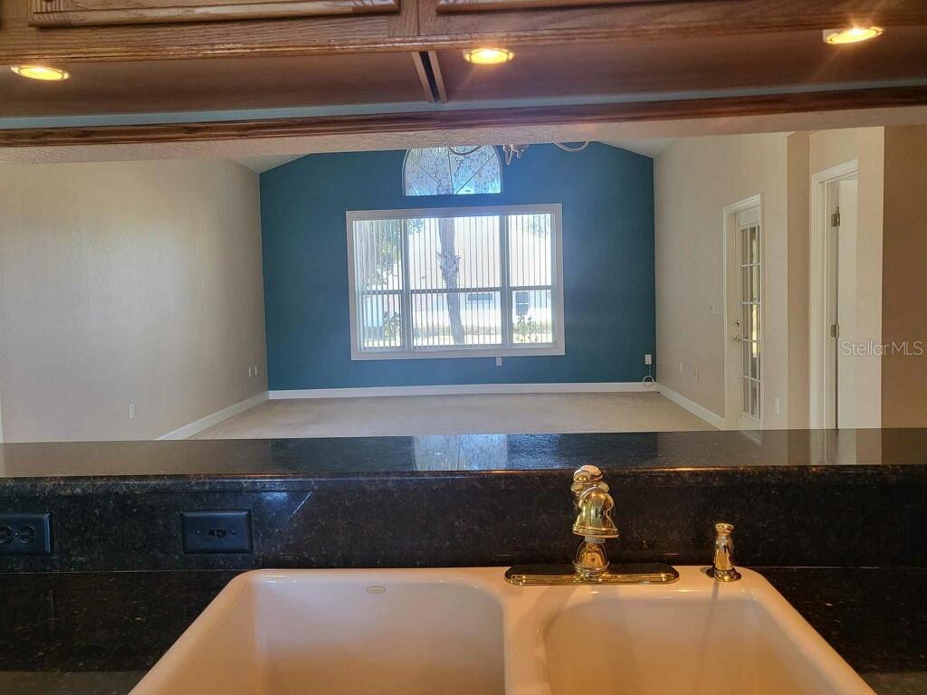 Image 6 of 44 For 8666 92nd Lane C