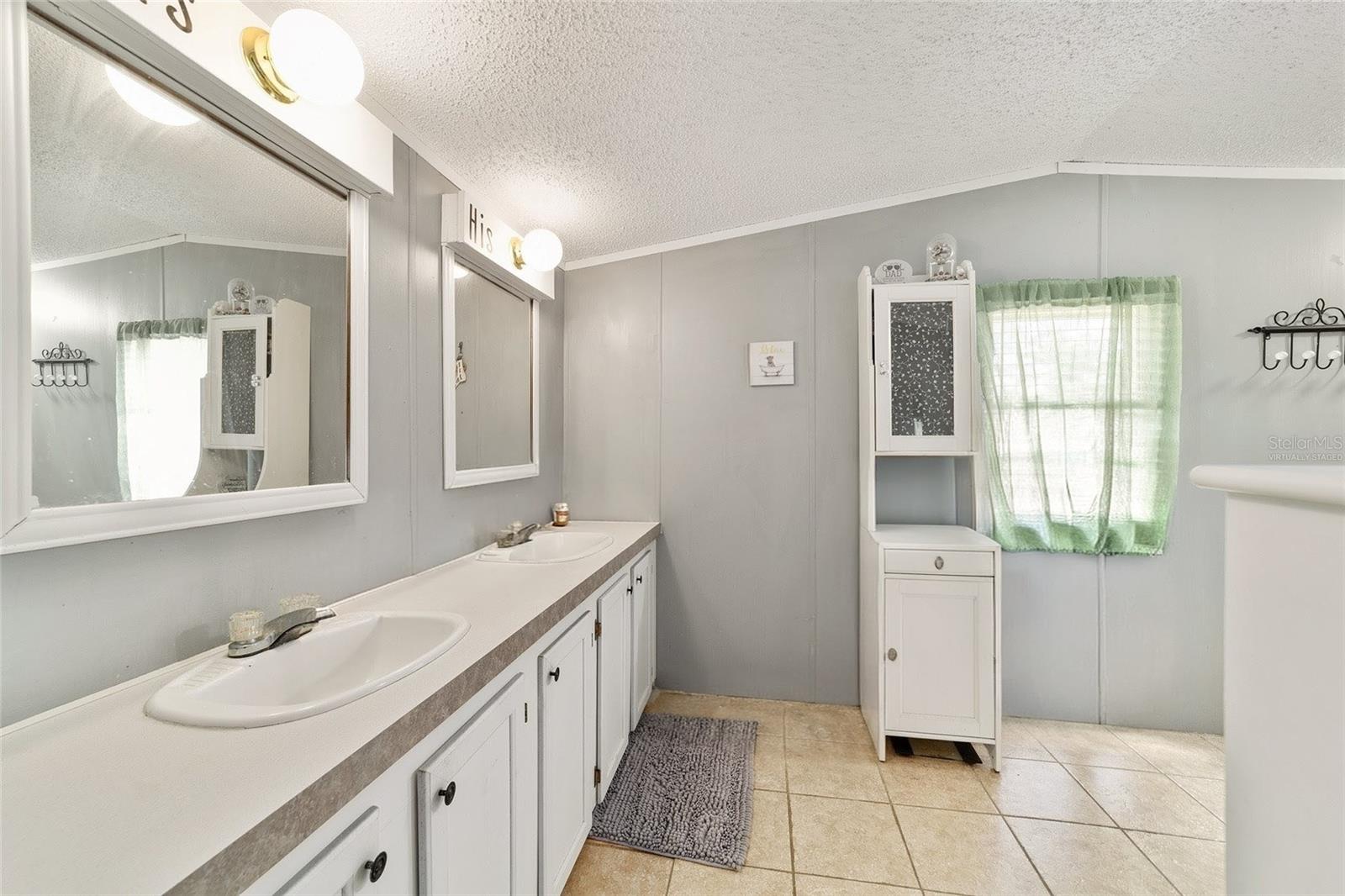 Image 20 of 73 For 13261 155th Lane