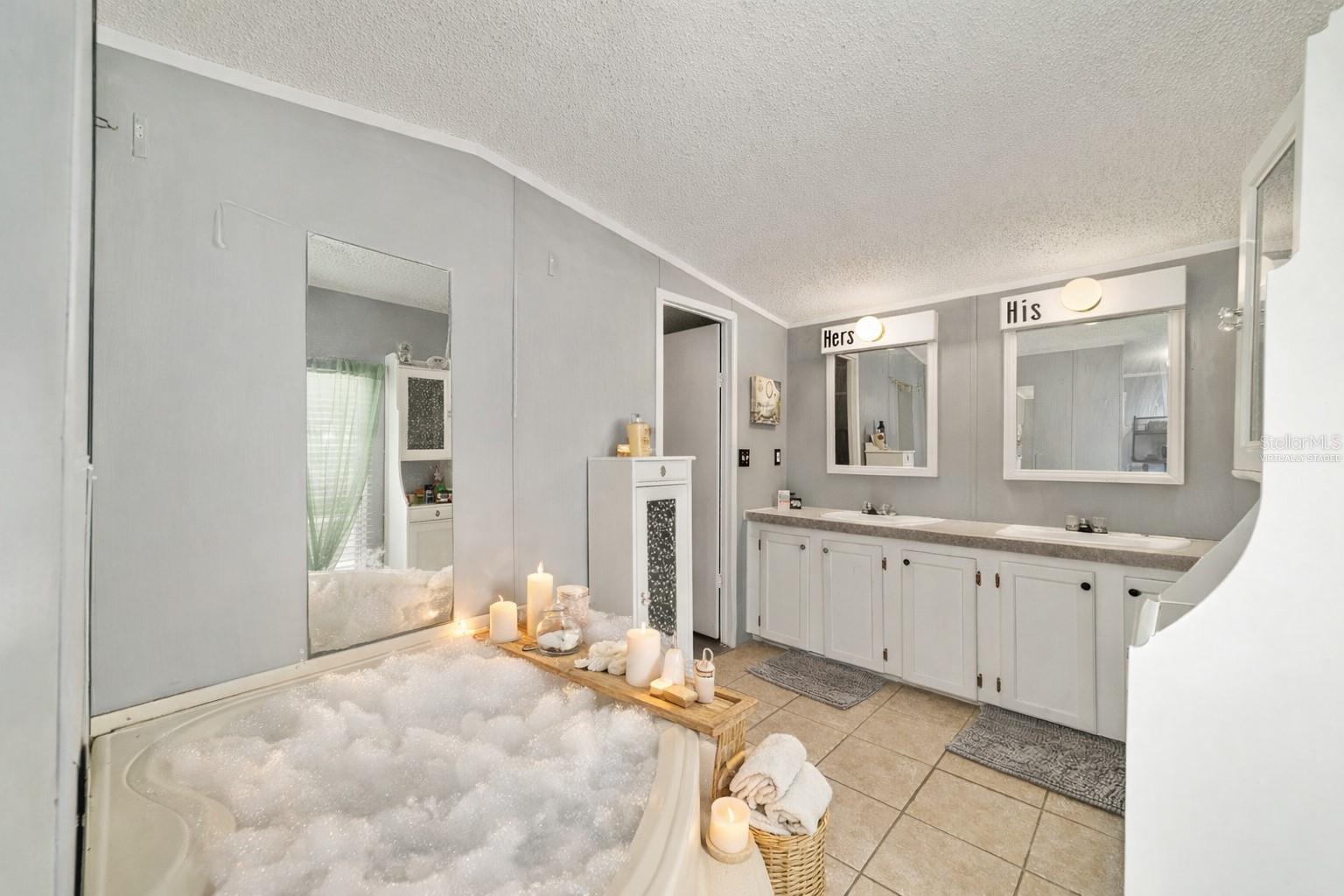 Image 22 of 73 For 13261 155th Lane