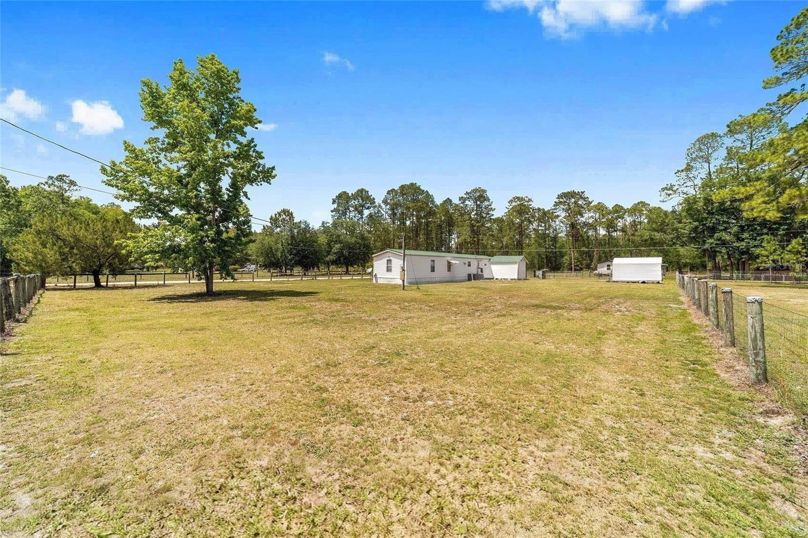 Image 33 of 73 For 13261 155th Lane