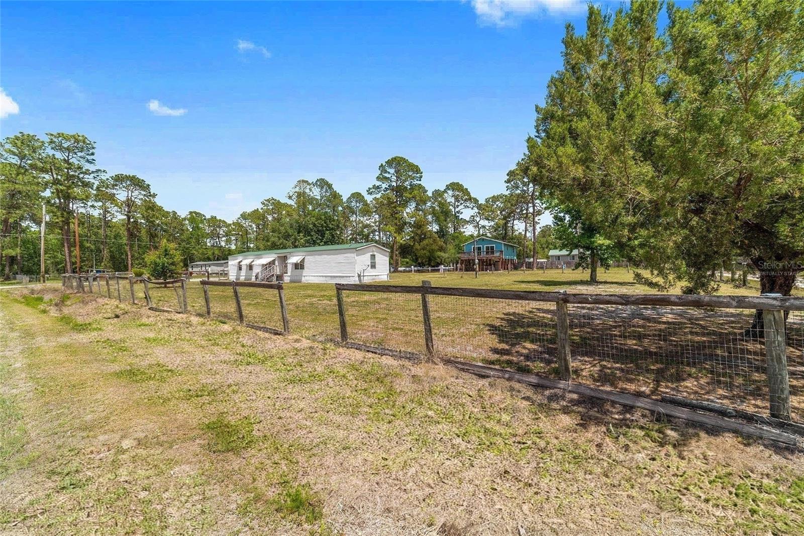 Image 36 of 73 For 13261 155th Lane