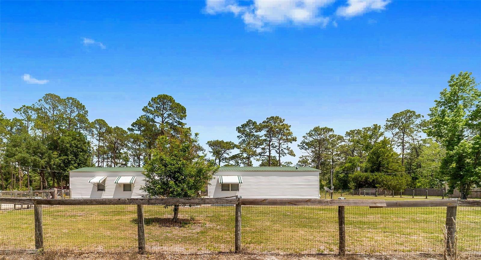 Image 37 of 73 For 13261 155th Lane