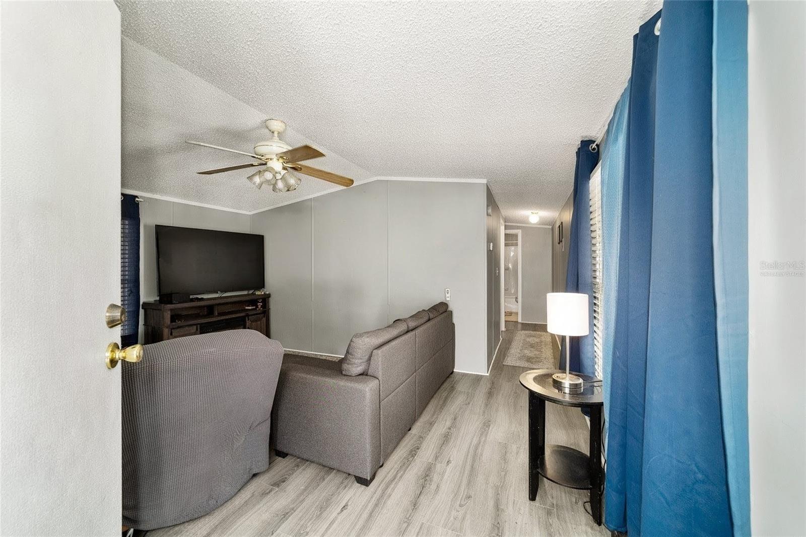 Image 4 of 73 For 13261 155th Lane