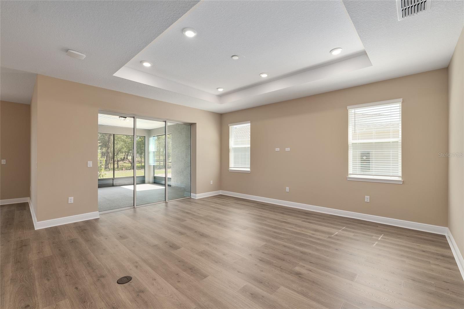 Image 12 of 66 For 10815 96th Lane