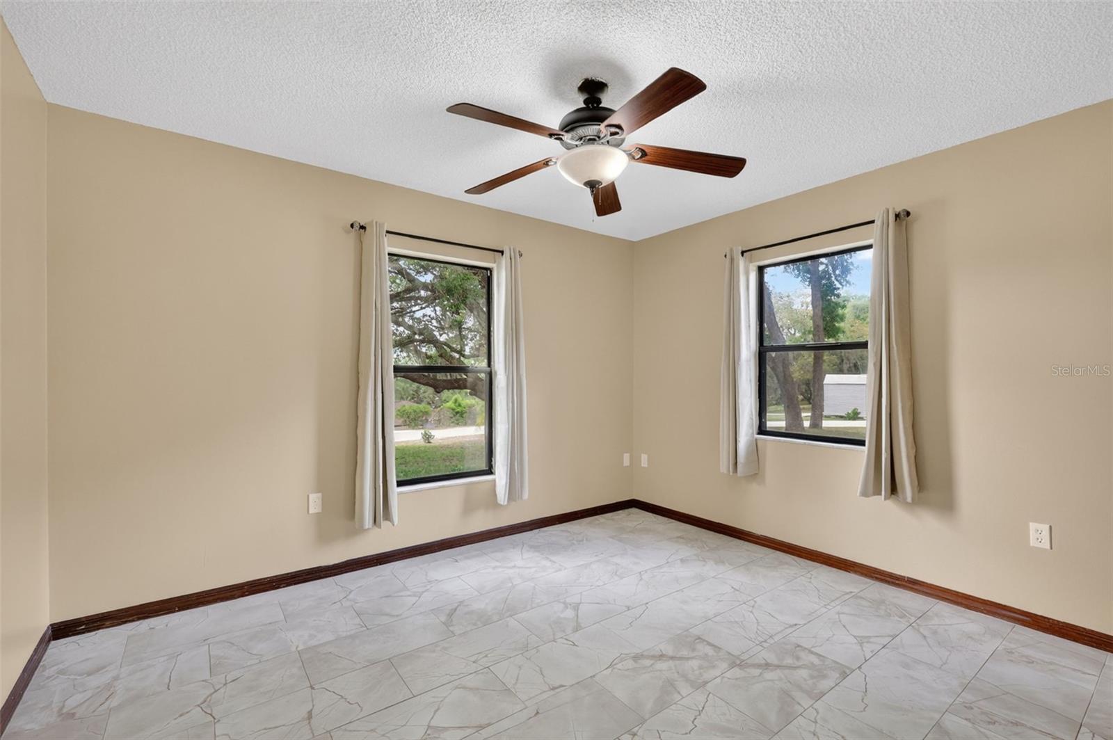 Image 12 of 34 For 40248 Orange Circle