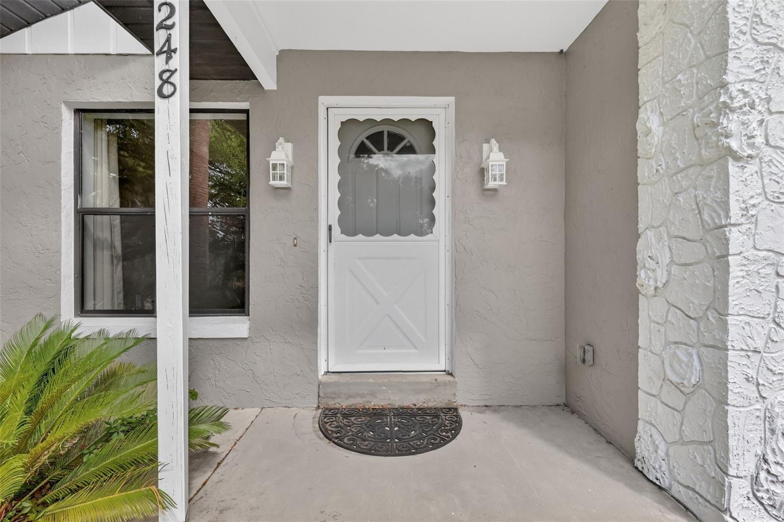 Image 2 of 34 For 40248 Orange Circle