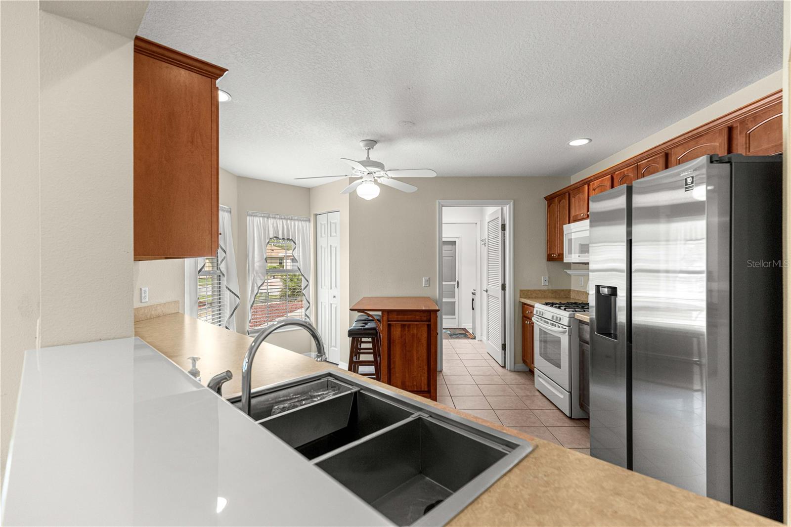 Image 11 of 51 For 9162 102nd Circle