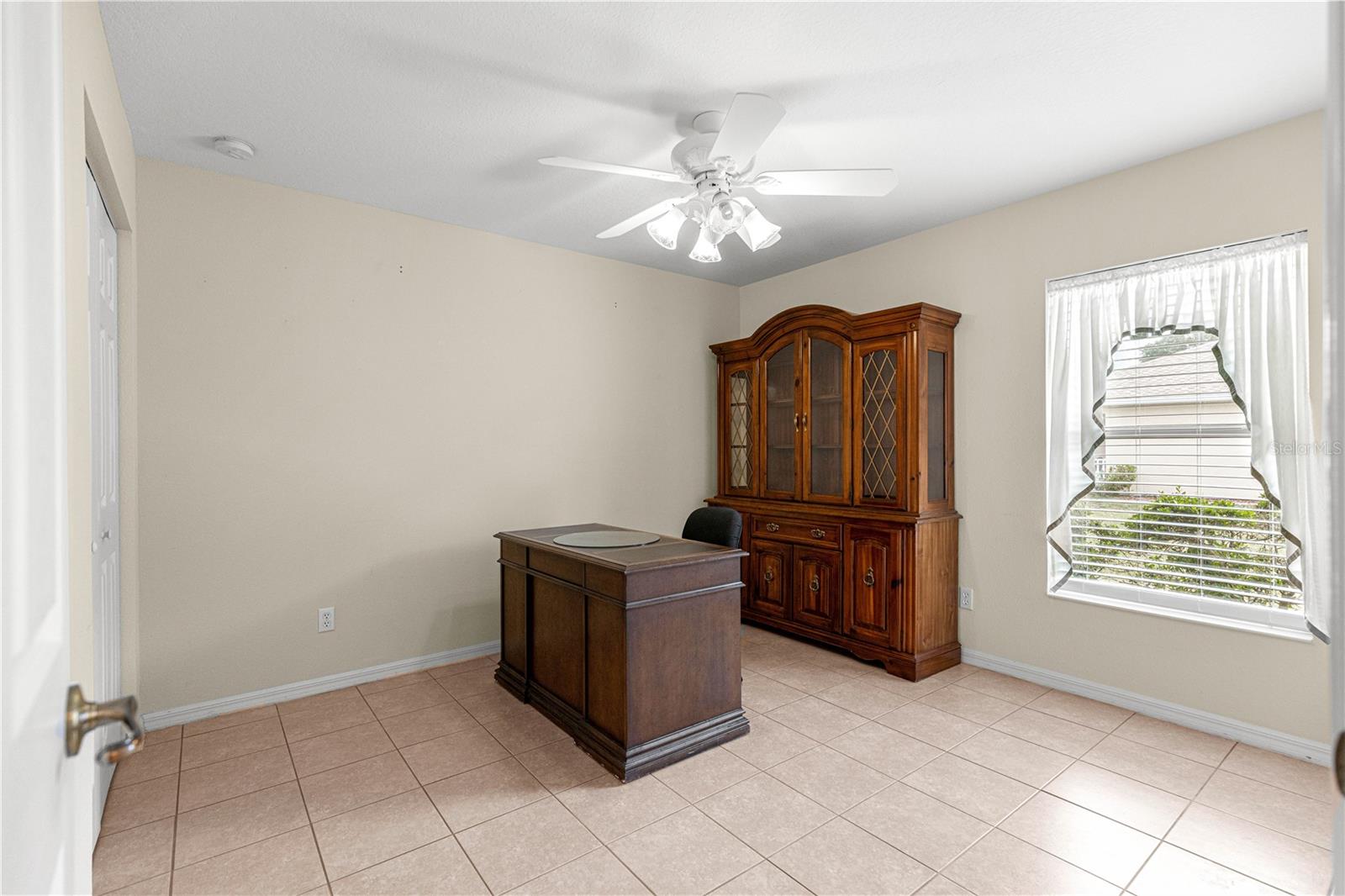 Image 20 of 51 For 9162 102nd Circle