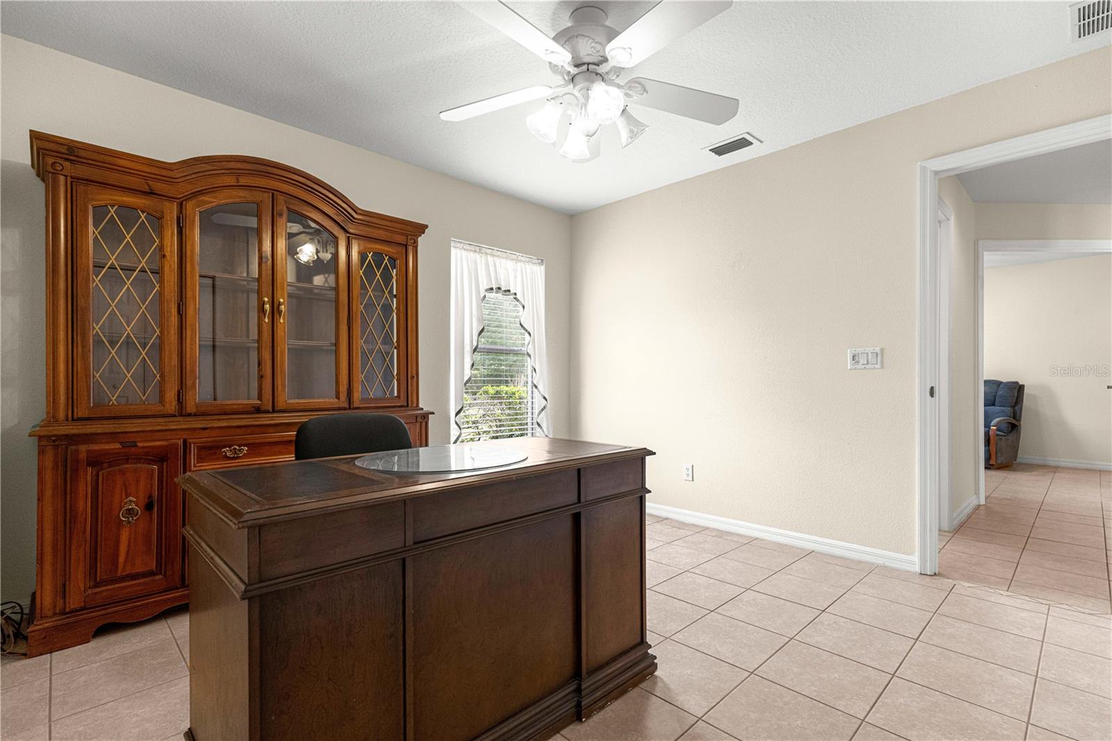 Image 21 of 51 For 9162 102nd Circle