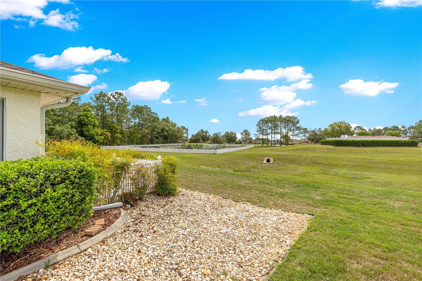 Image 40 of 51 For 9162 102nd Circle