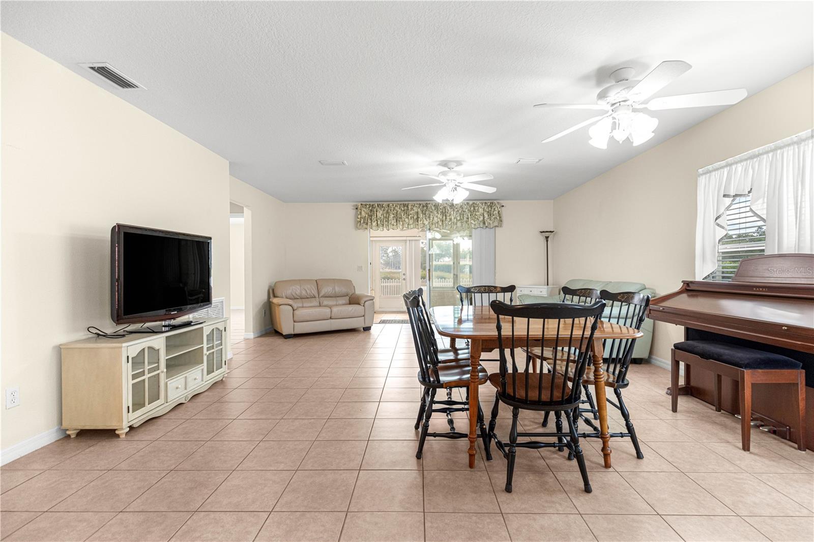Image 8 of 51 For 9162 102nd Circle