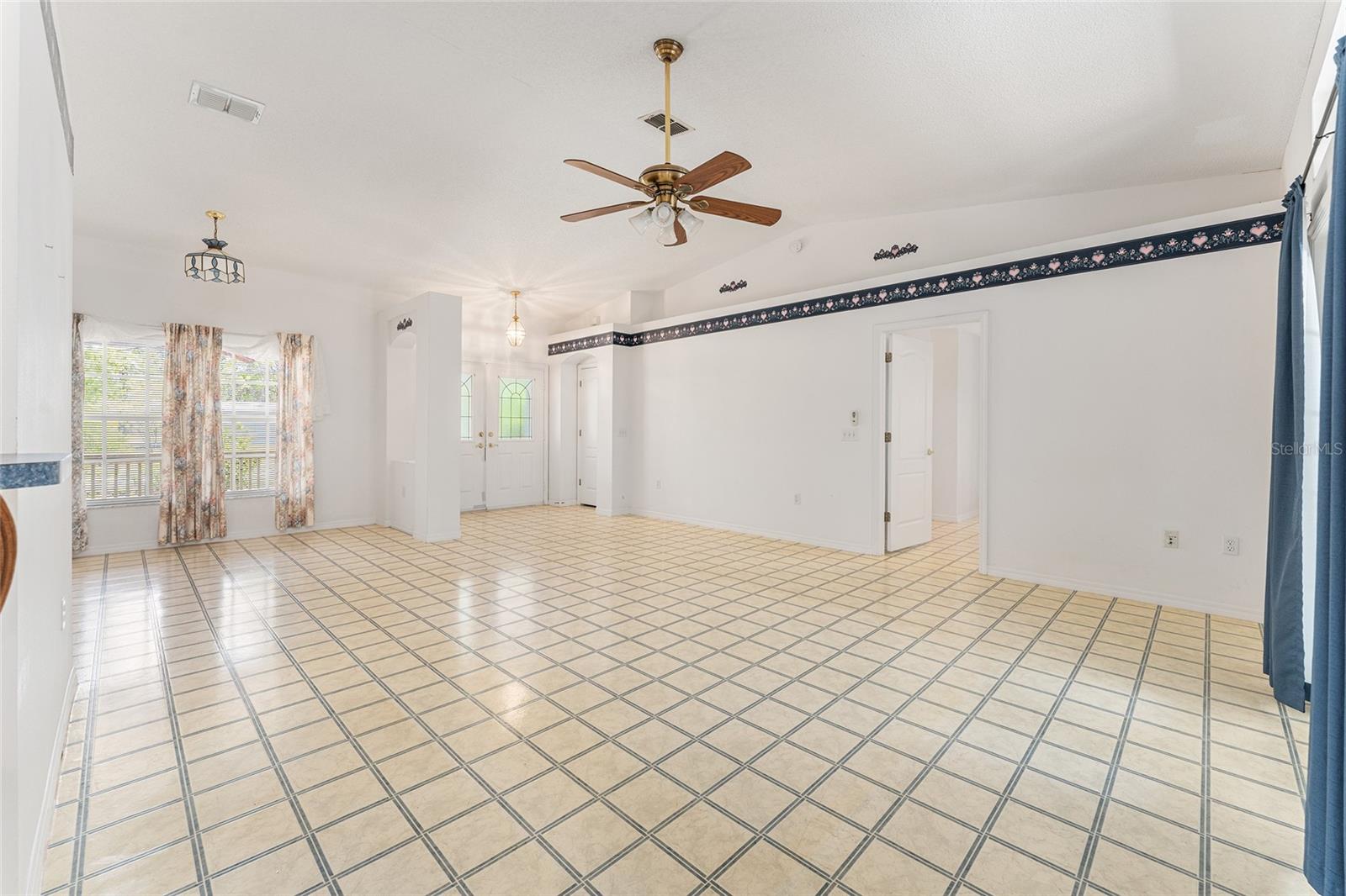 Image 16 of 74 For 8212 Zaval Avenue