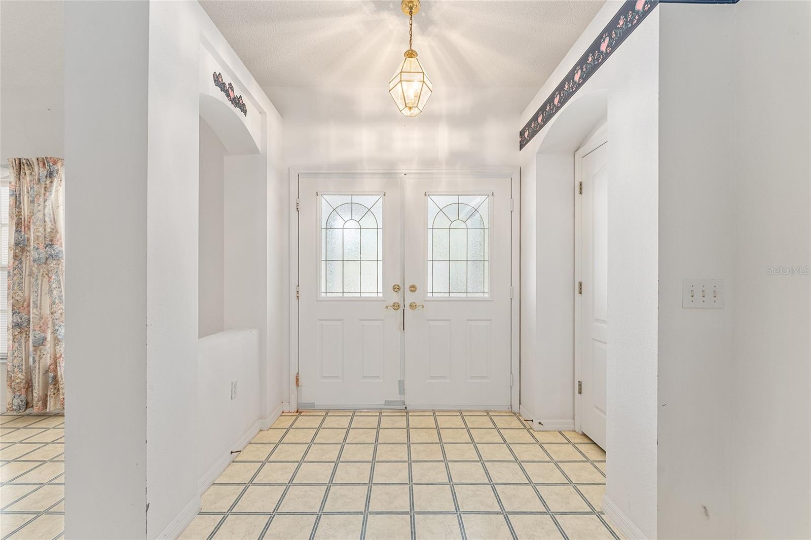 Image 27 of 74 For 8212 Zaval Avenue