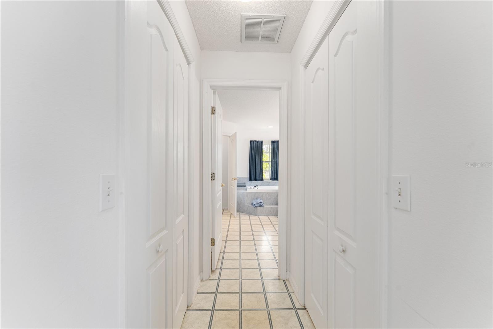 Image 31 of 74 For 8212 Zaval Avenue