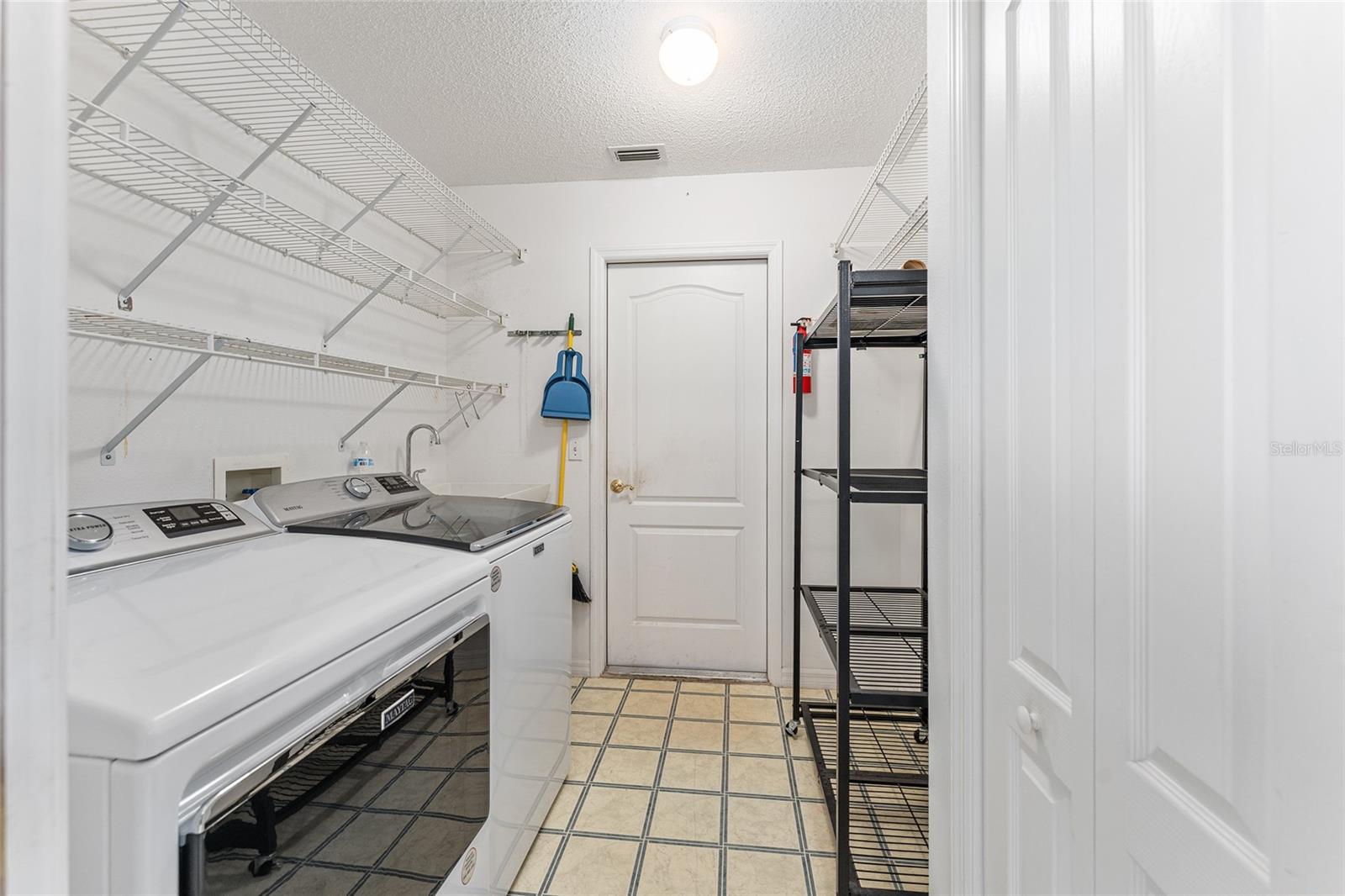 Image 53 of 74 For 8212 Zaval Avenue