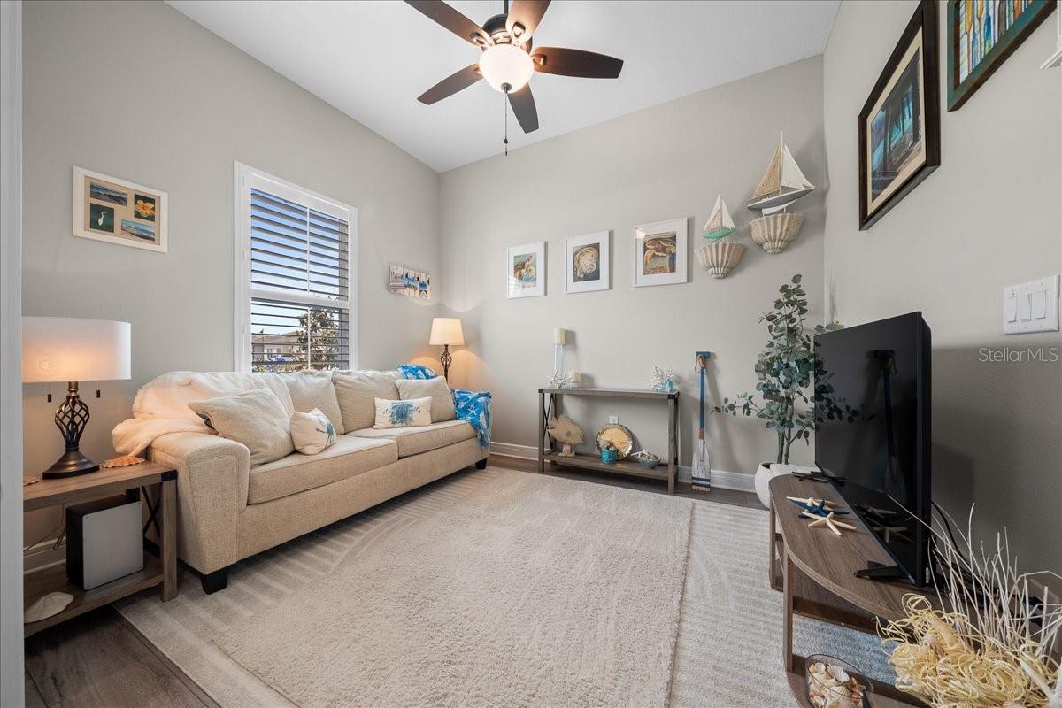 Image 7 of 55 For 5561 88th Avenue