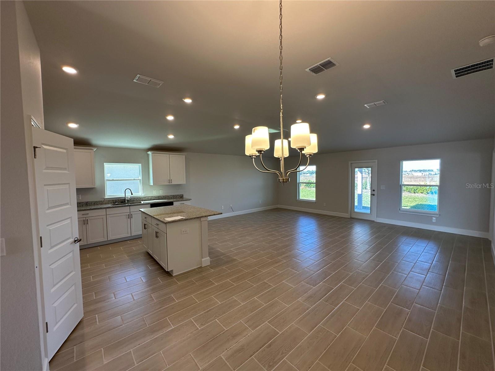 Image 9 of 18 For 12535 48th Terrace
