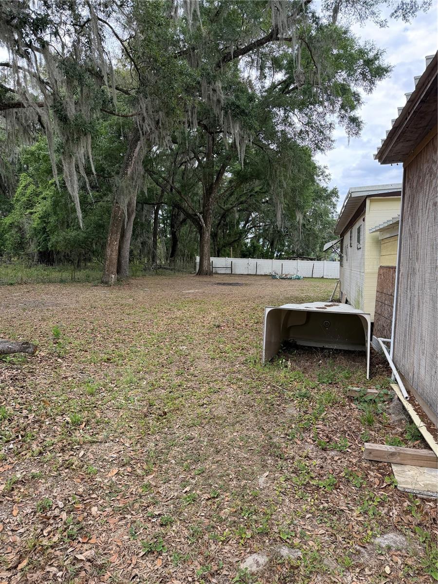 Image 2 of 6 For 11259 10th Terrace