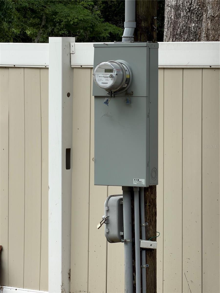 Image 4 of 6 For 11259 10th Terrace