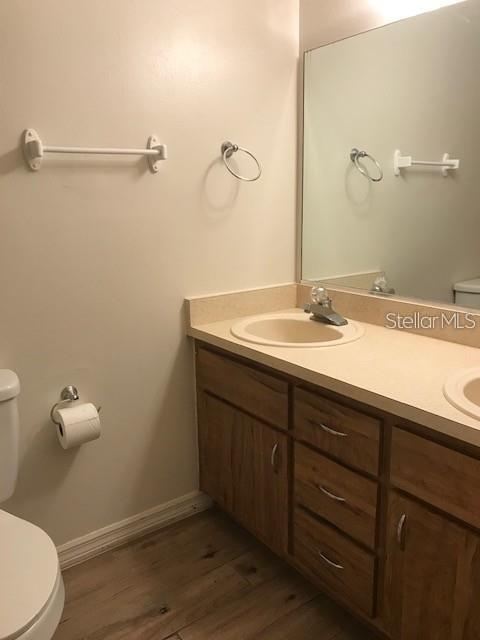 Image 10 of 12 For 3026 39 Place