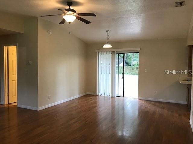 Image 2 of 12 For 3026 39 Place