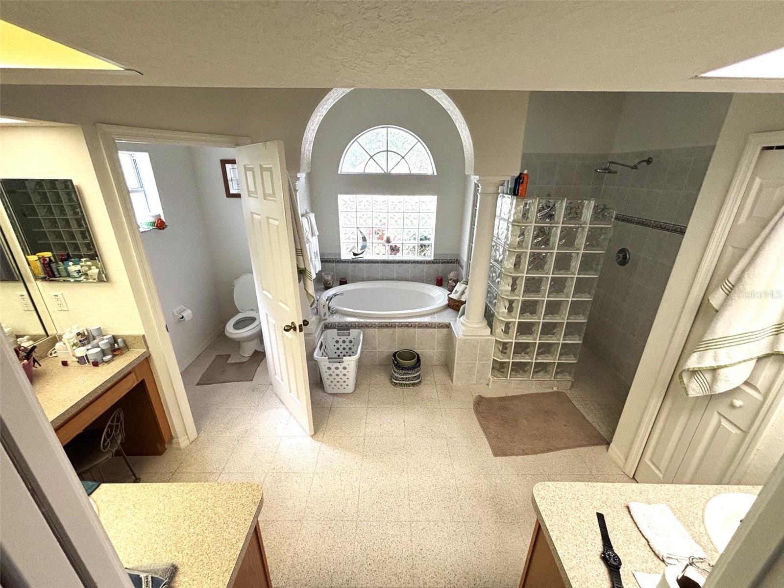 Image 16 of 31 For 66 Lone Pine Street