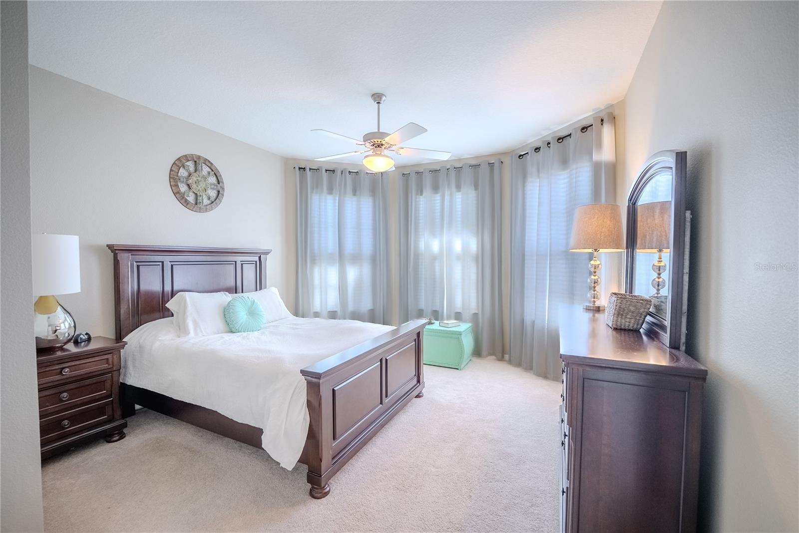 Image 11 of 61 For 9186 70th Loop