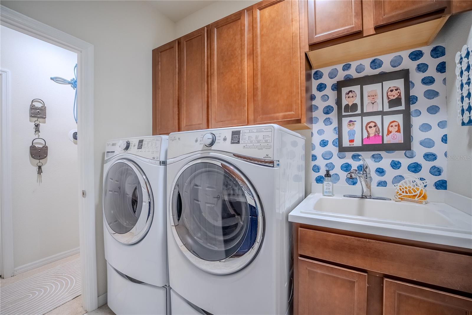 Image 15 of 61 For 9186 70th Loop