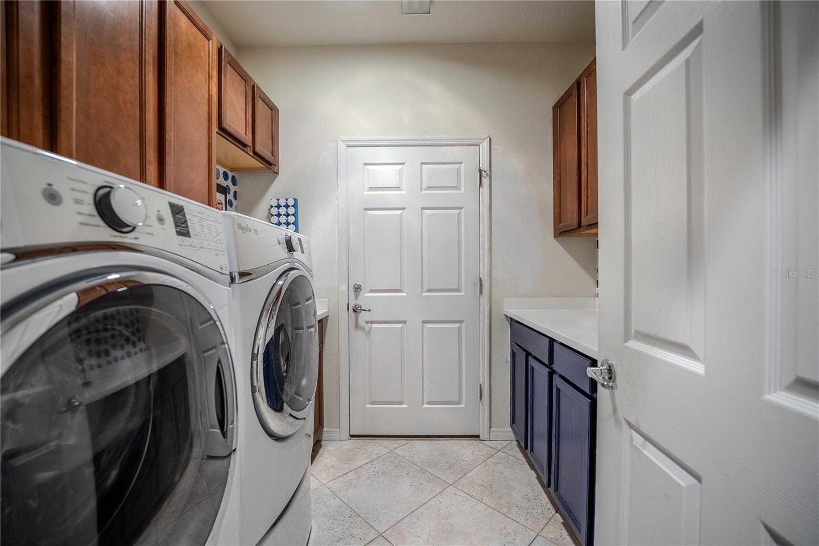 Image 16 of 61 For 9186 70th Loop