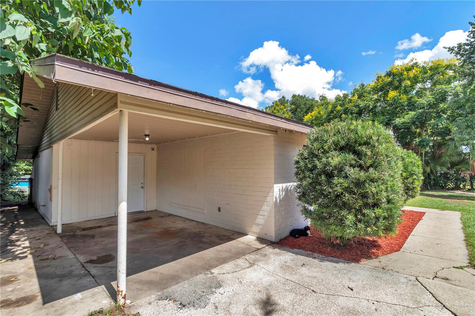 Image 12 of 45 For 2433 2nd Street