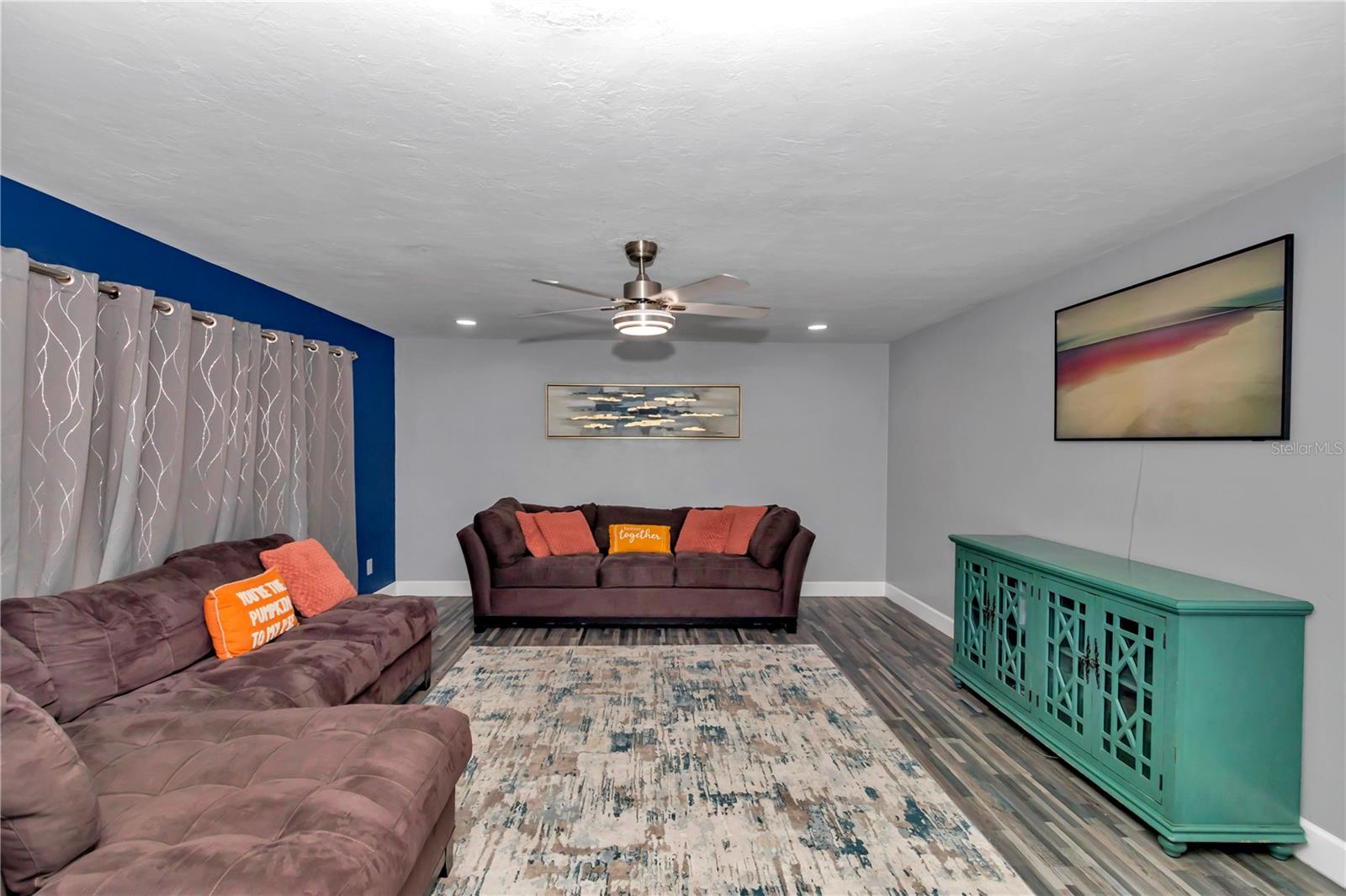 Image 13 of 45 For 2433 2nd Street