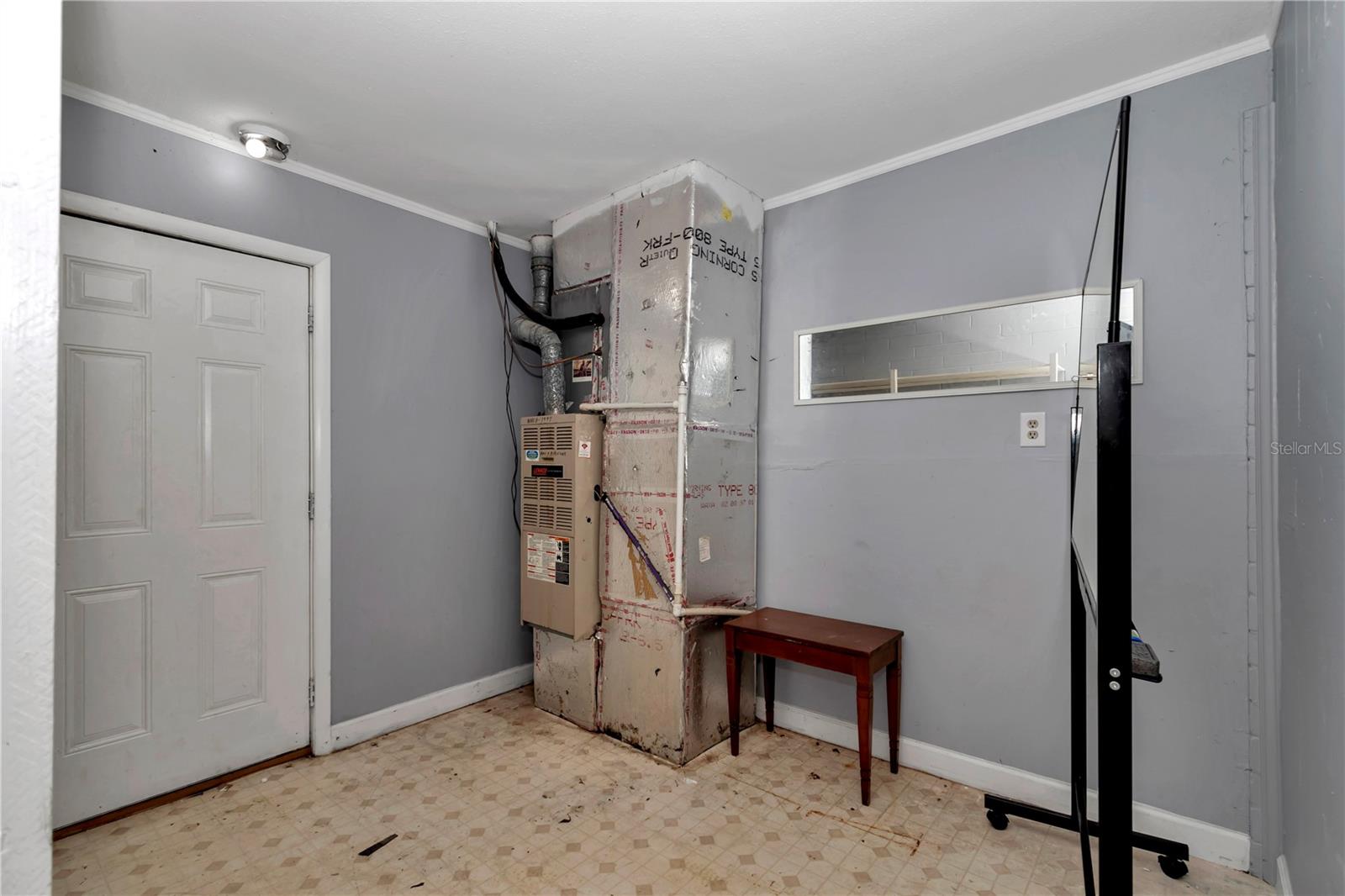 Image 22 of 45 For 2433 2nd Street