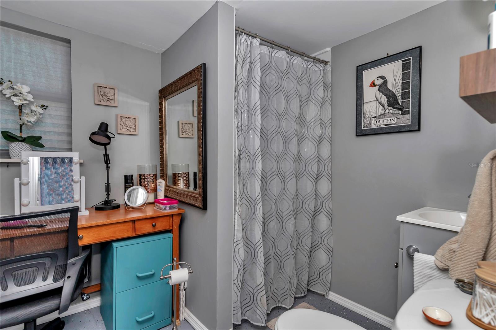 Image 36 of 45 For 2433 2nd Street