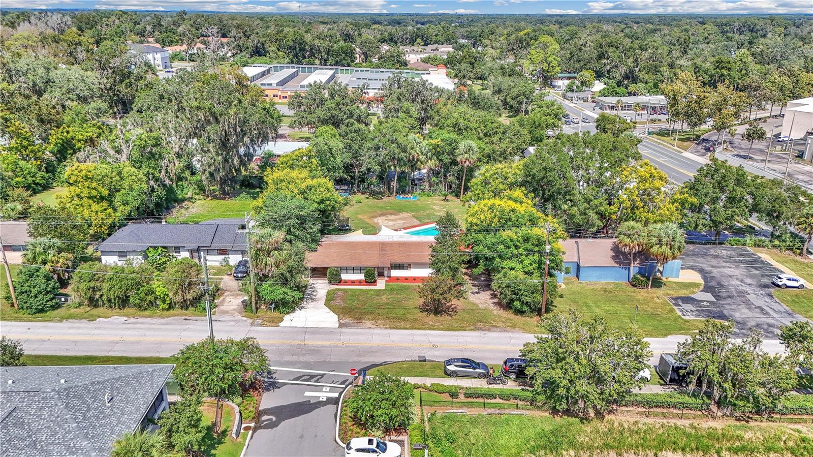 Image 4 of 45 For 2433 2nd Street